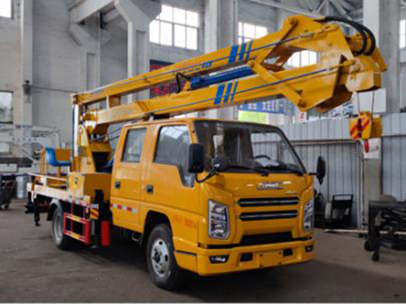 江鈴17.6米高空作業(yè)車(chē)